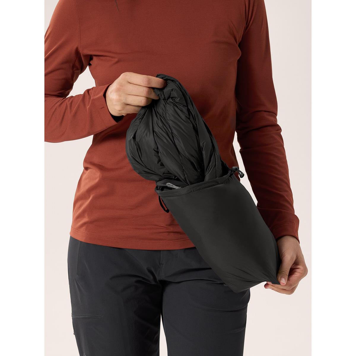 Arcteryx Cerium Hoody black Damen Daunenjacke