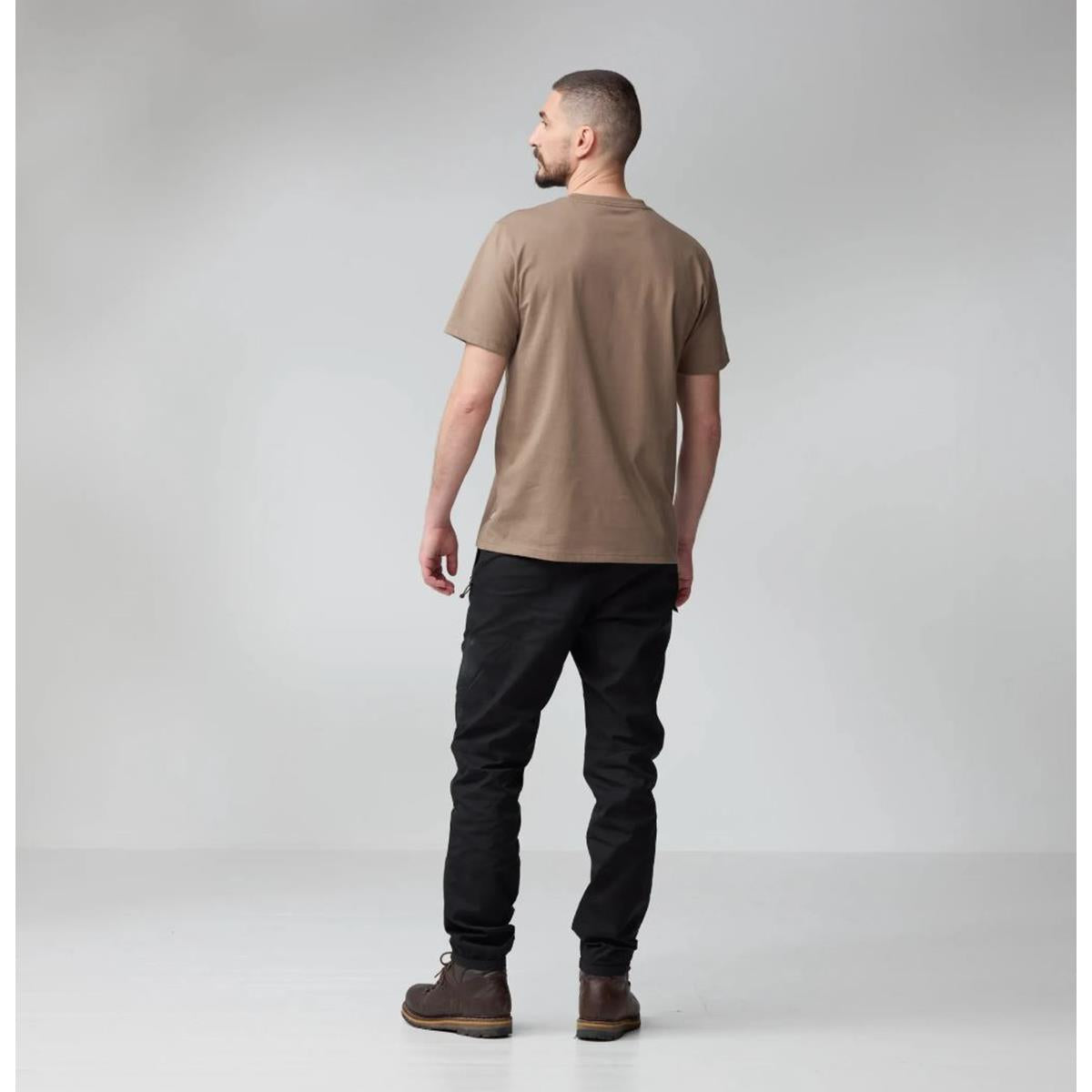Fjäll Räven Multicolor Logo M suede brown Herren T-Shirt