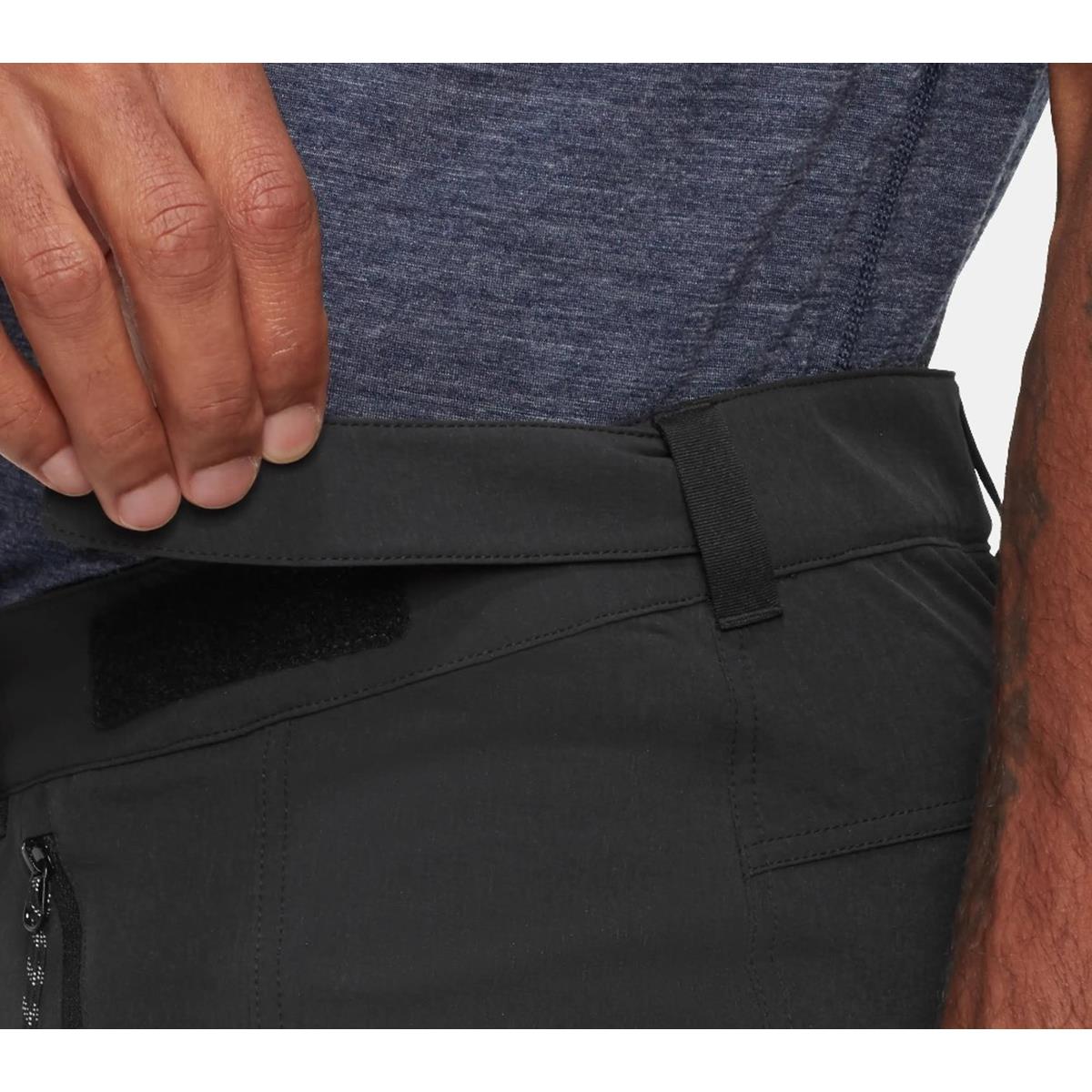 MAMMUT - Runbold IV Pants Men Short - Black - Herren
