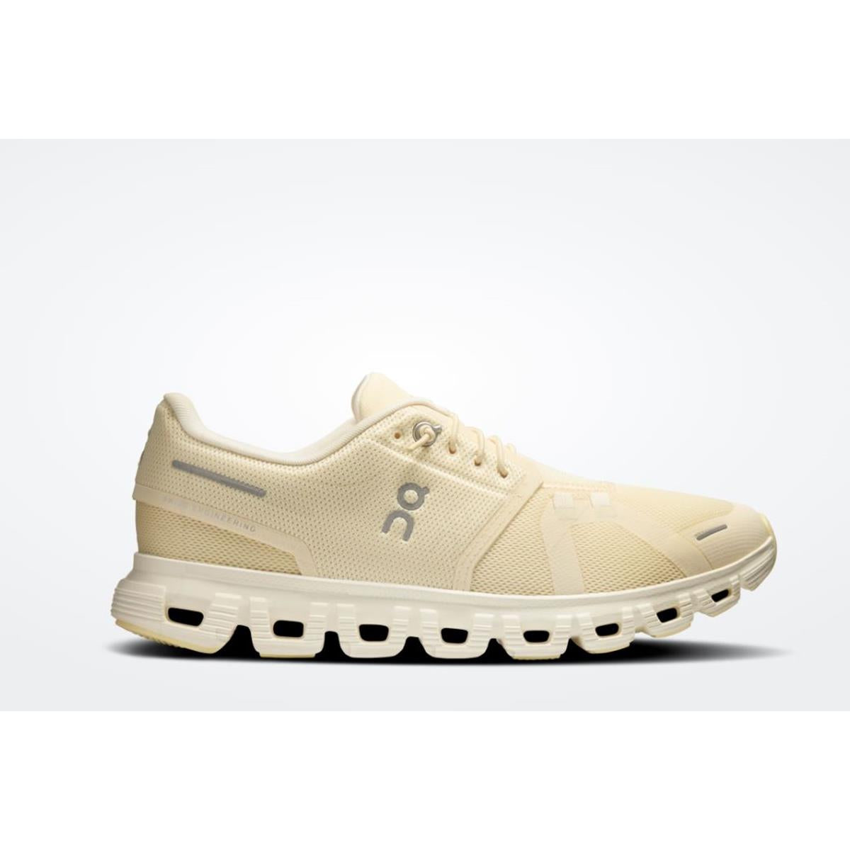 ON Cloud 6 Women castor ivory