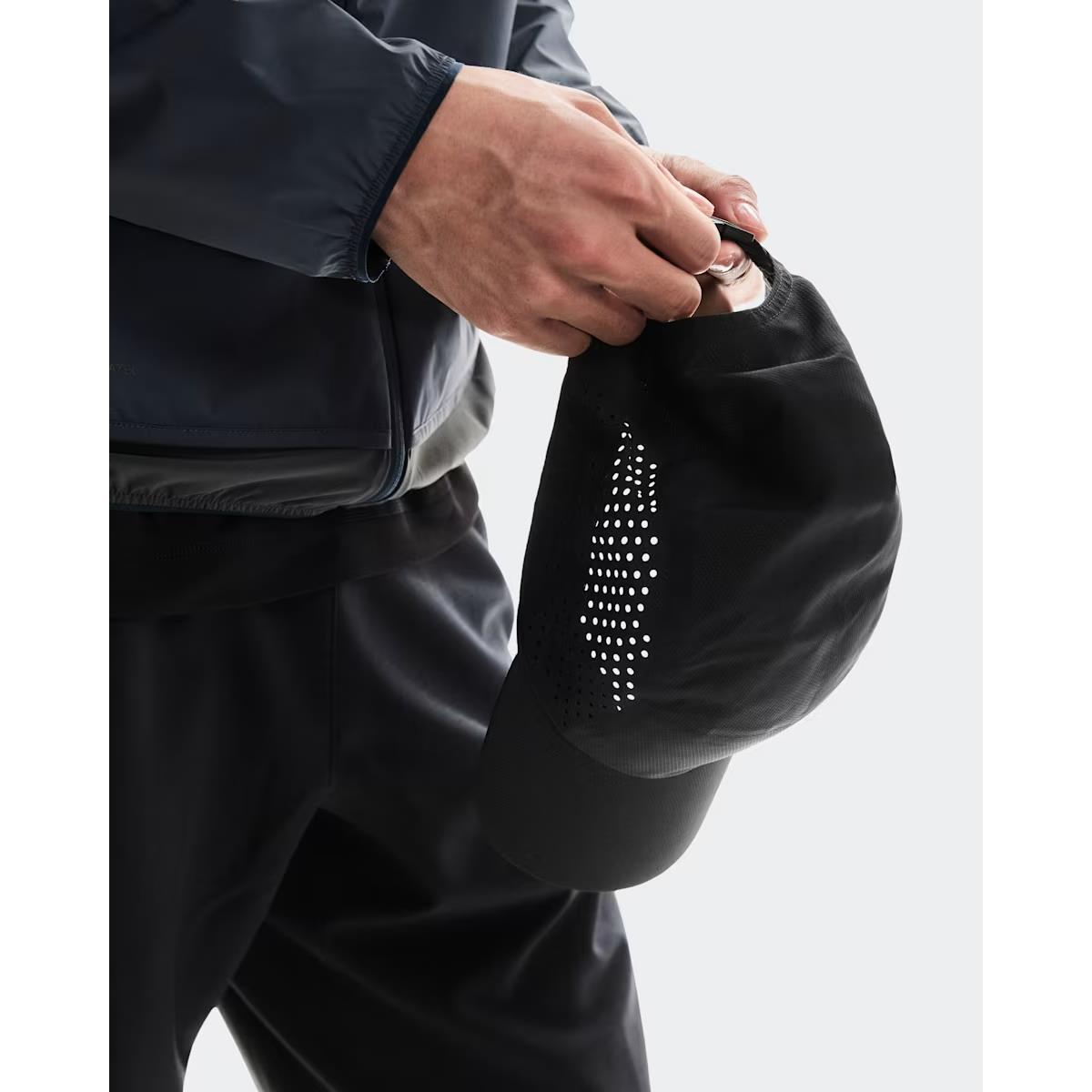 ON Lightweight Cap Black