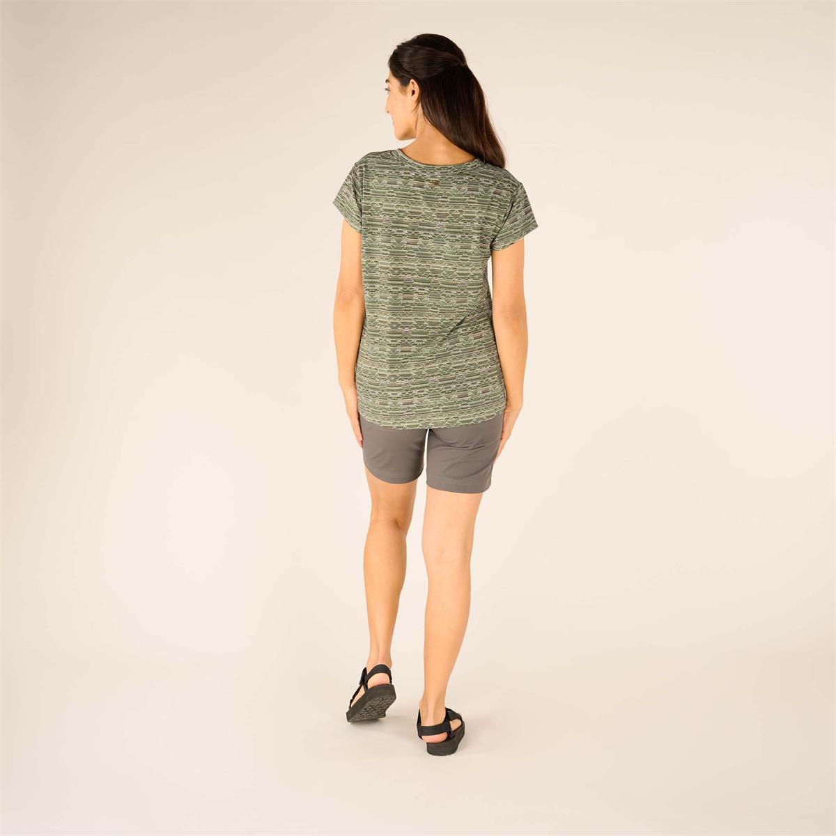 Sherpa Neha V-Neck Tee evergreen tribal