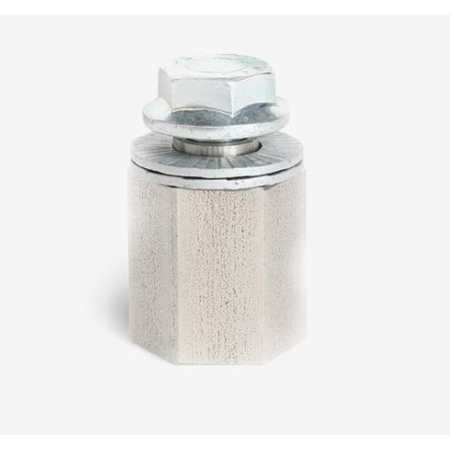 Thule Internal Hub Hitch Adapter Spectro