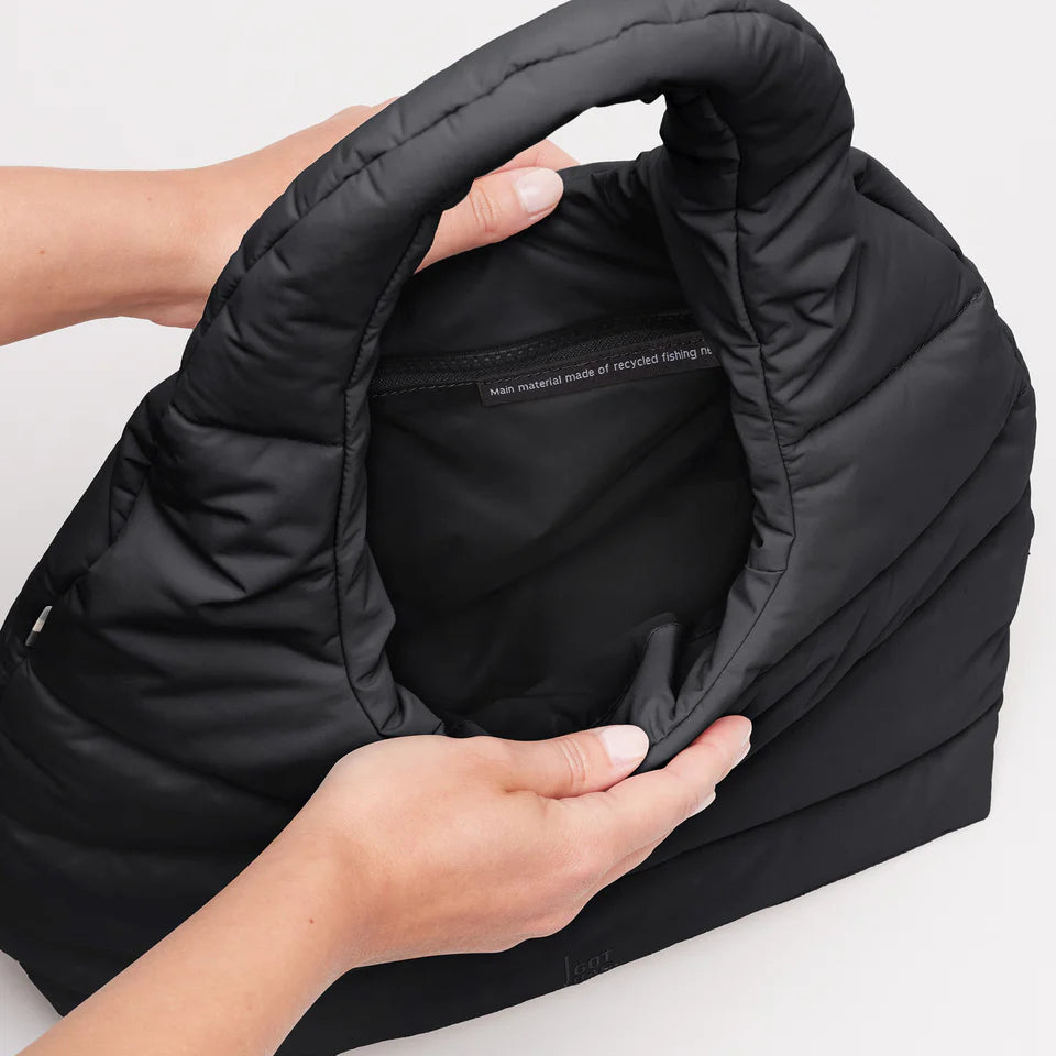 Got Bag Wavy Puffer Shoulder Bag