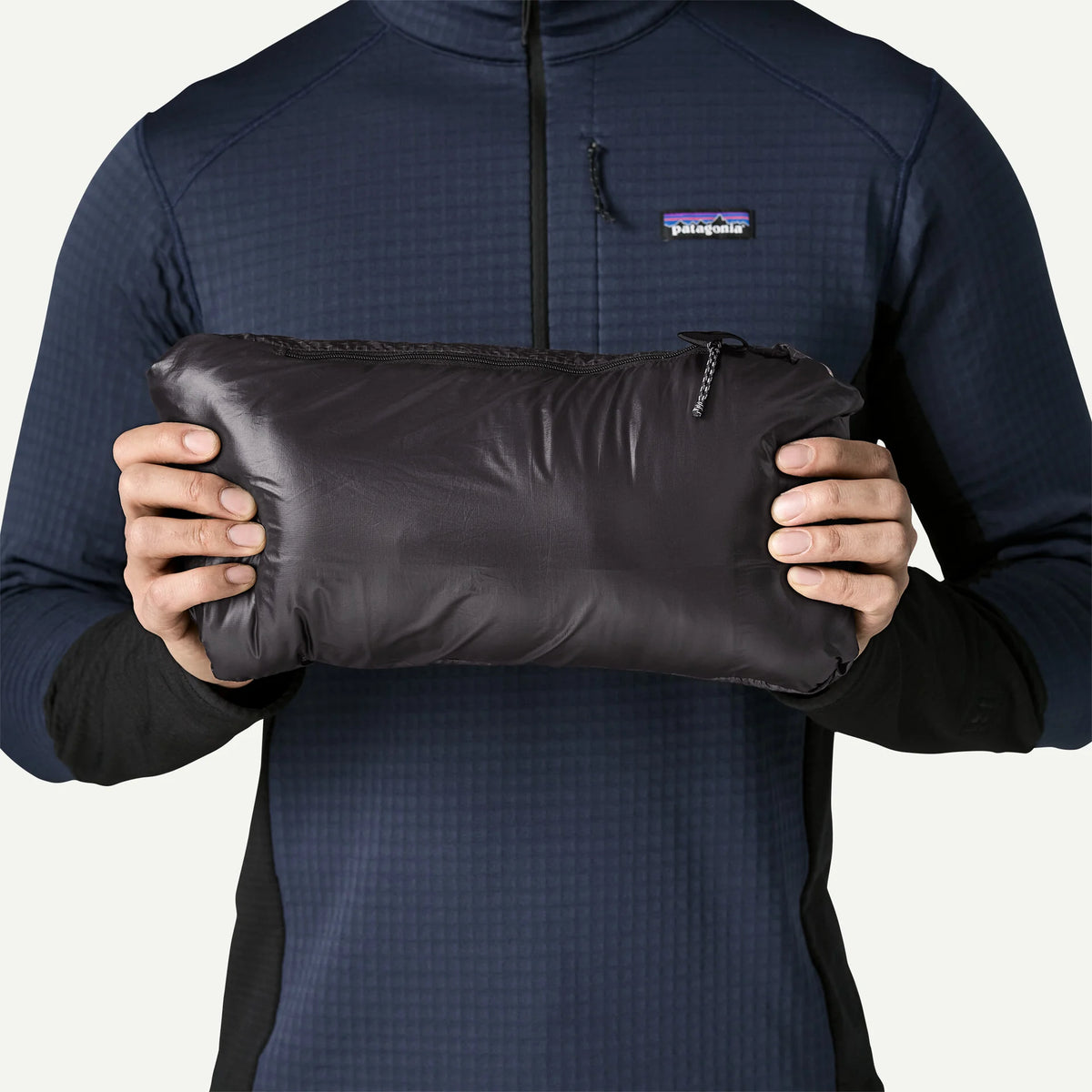 Patagonia Durable Down Hoody Herren black, Bild 10 von 10