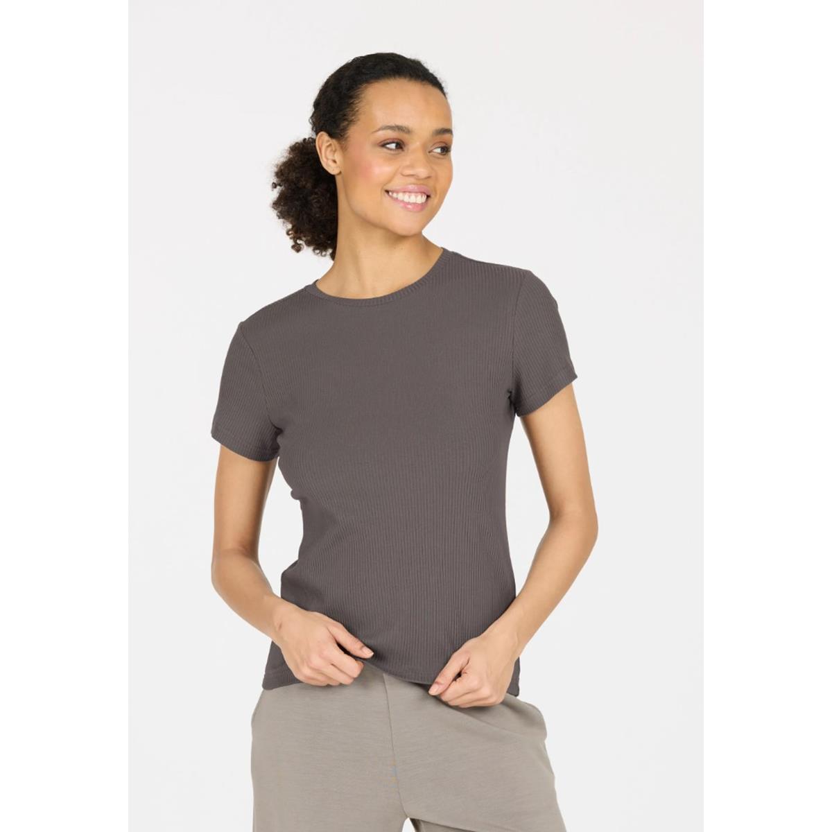 Athlecia Lankae Women S/S Tee T-Shirt - Plum Kitten