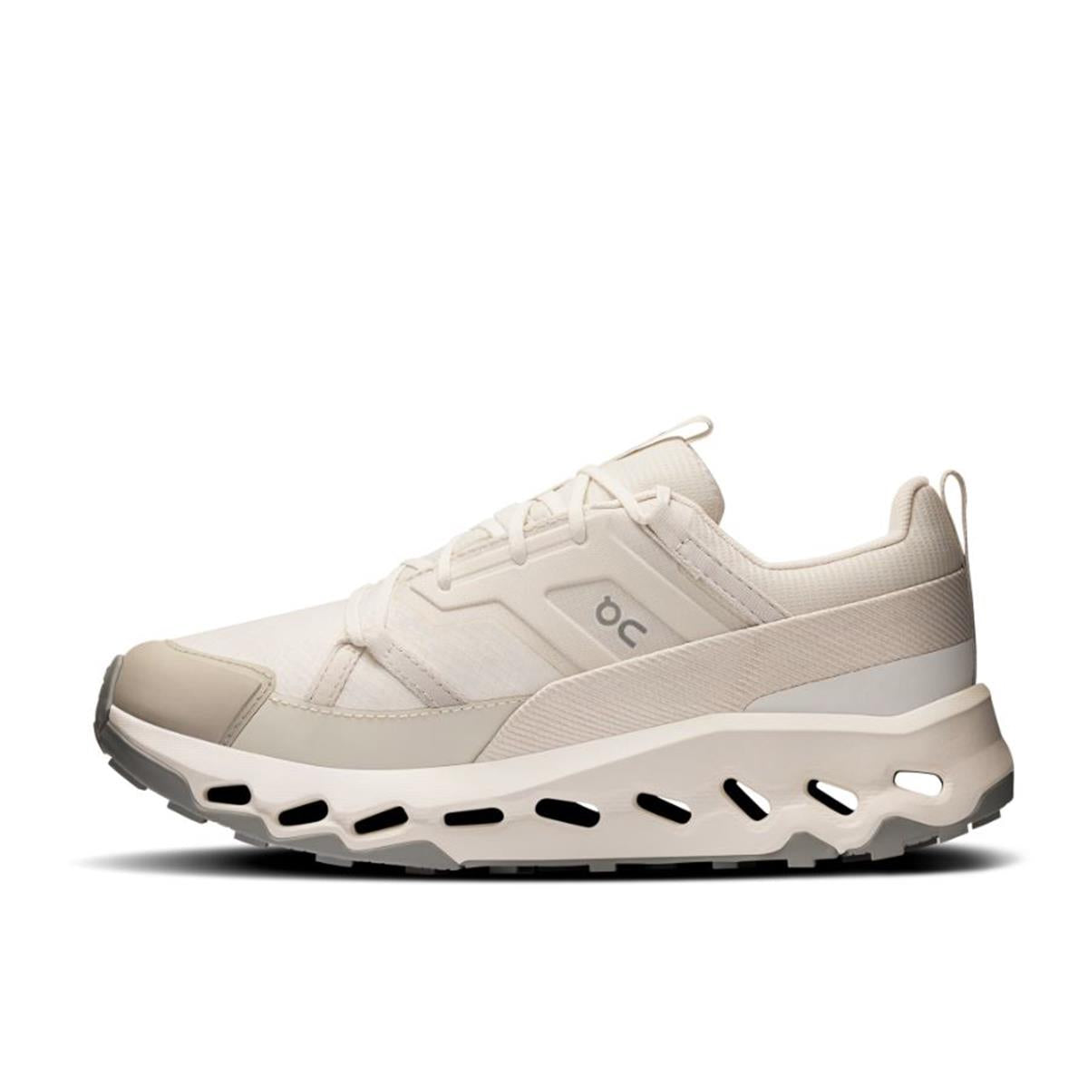 ON Cloudhorizon Waterproof Women ivory ice