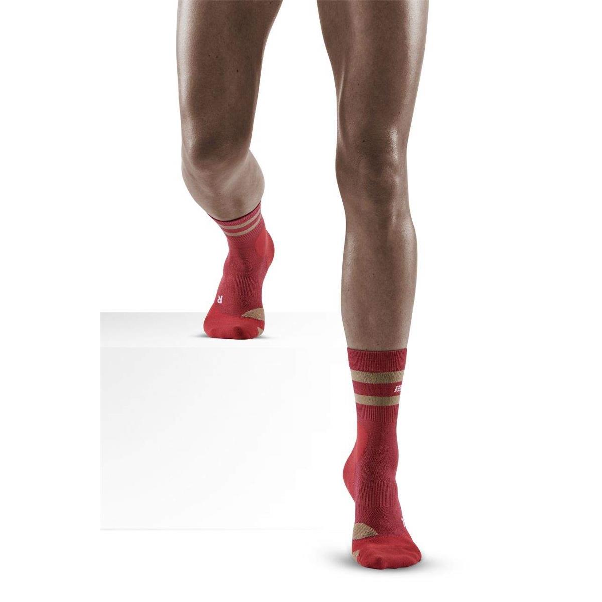 Bild 1 CEP 80`s hiking compression mid-cut socks women berry/sand