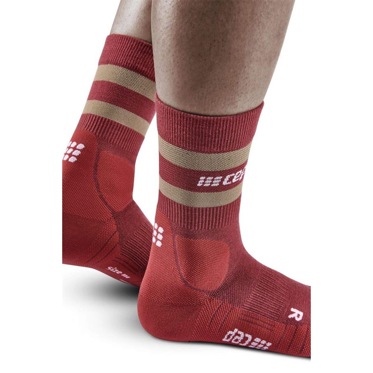 Bild 1 CEP 80`s hiking compression mid-cut socks women berry/sand