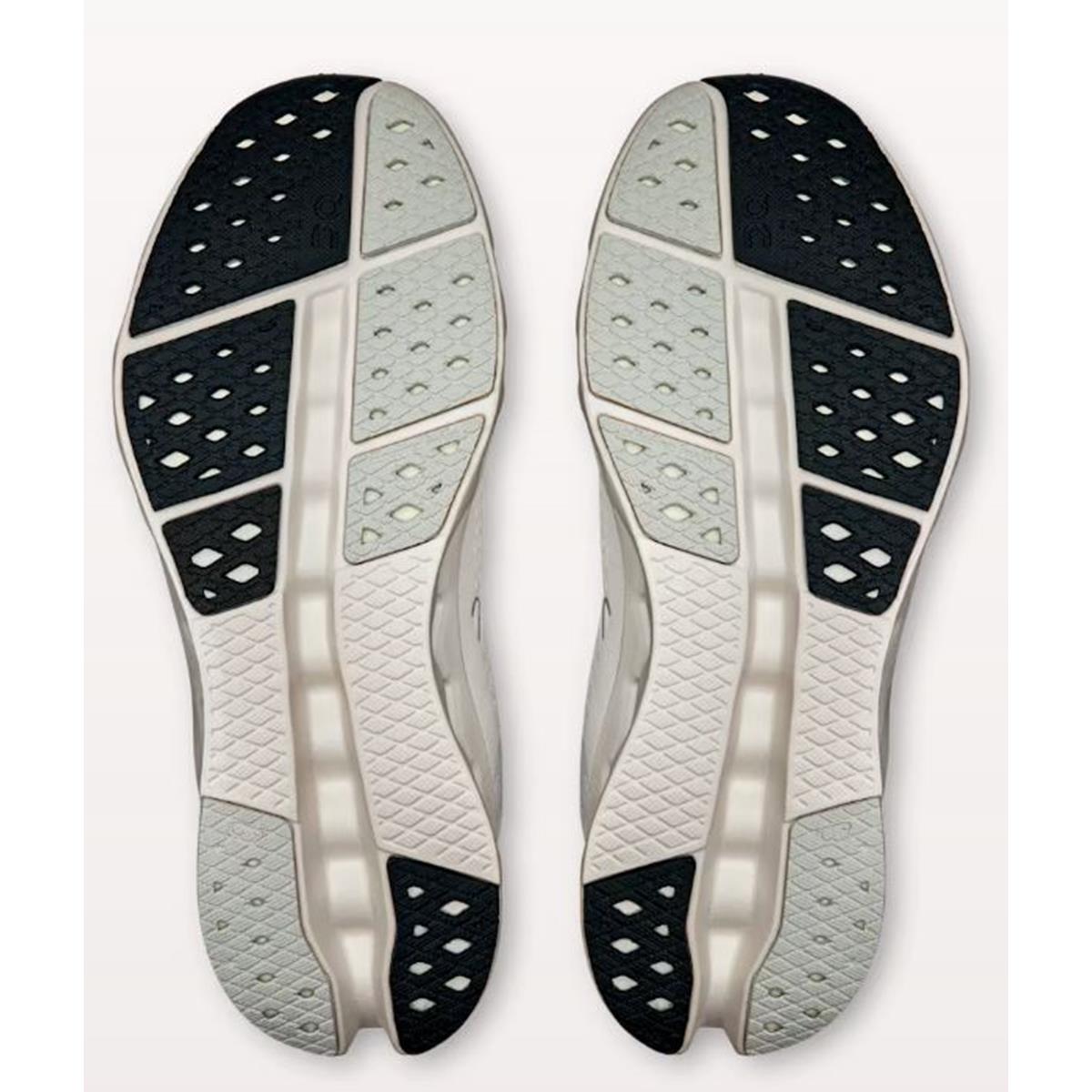 ON Cloudsurfer 2 Women ivory