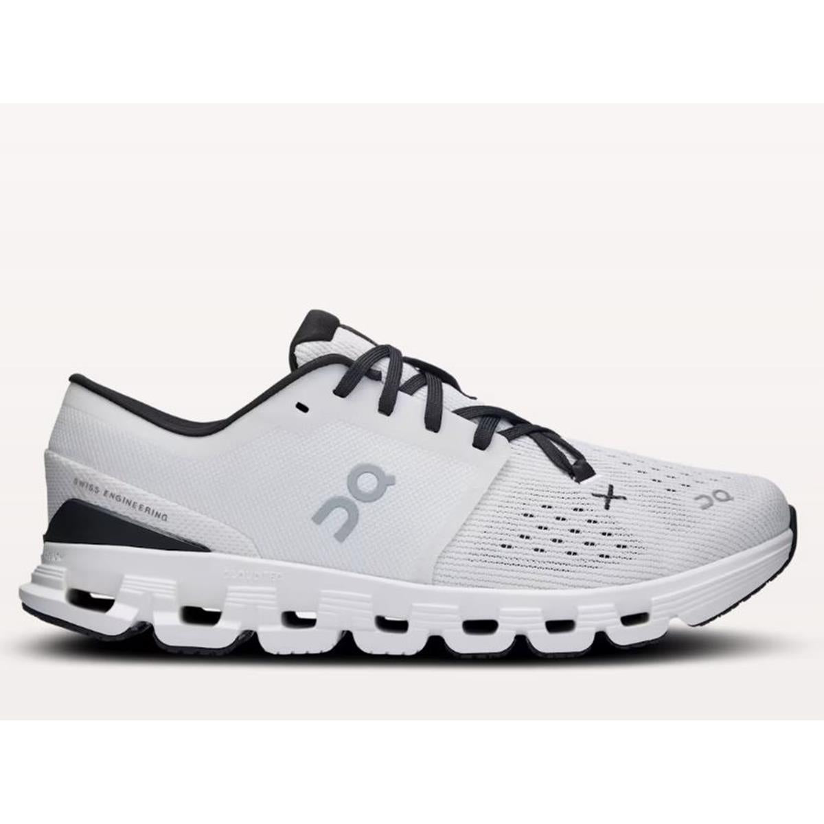ON Cloud X4 Women ivory black