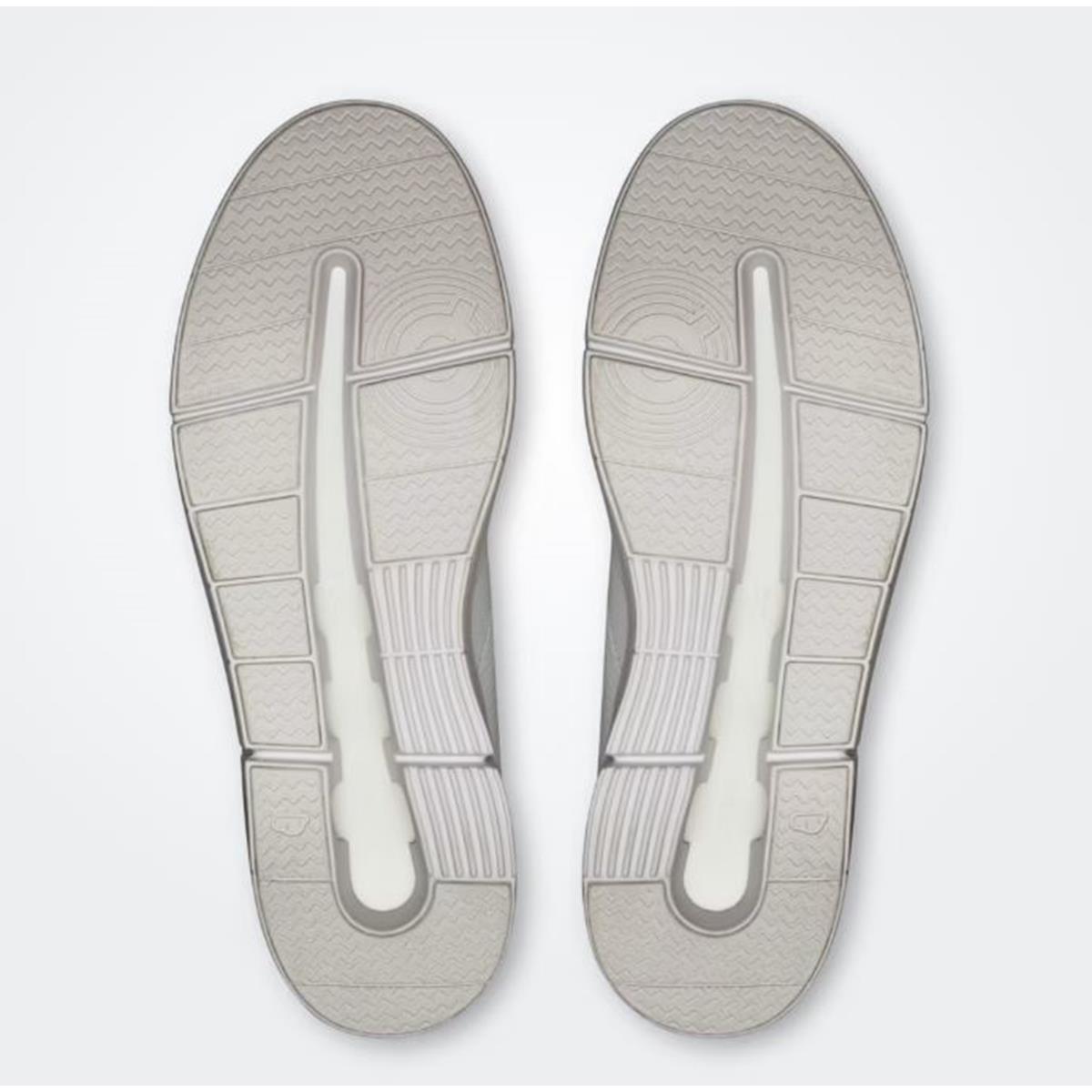 ON The Roger Spin Women black white