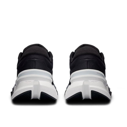 ON Cloudflyer 5 Women black white