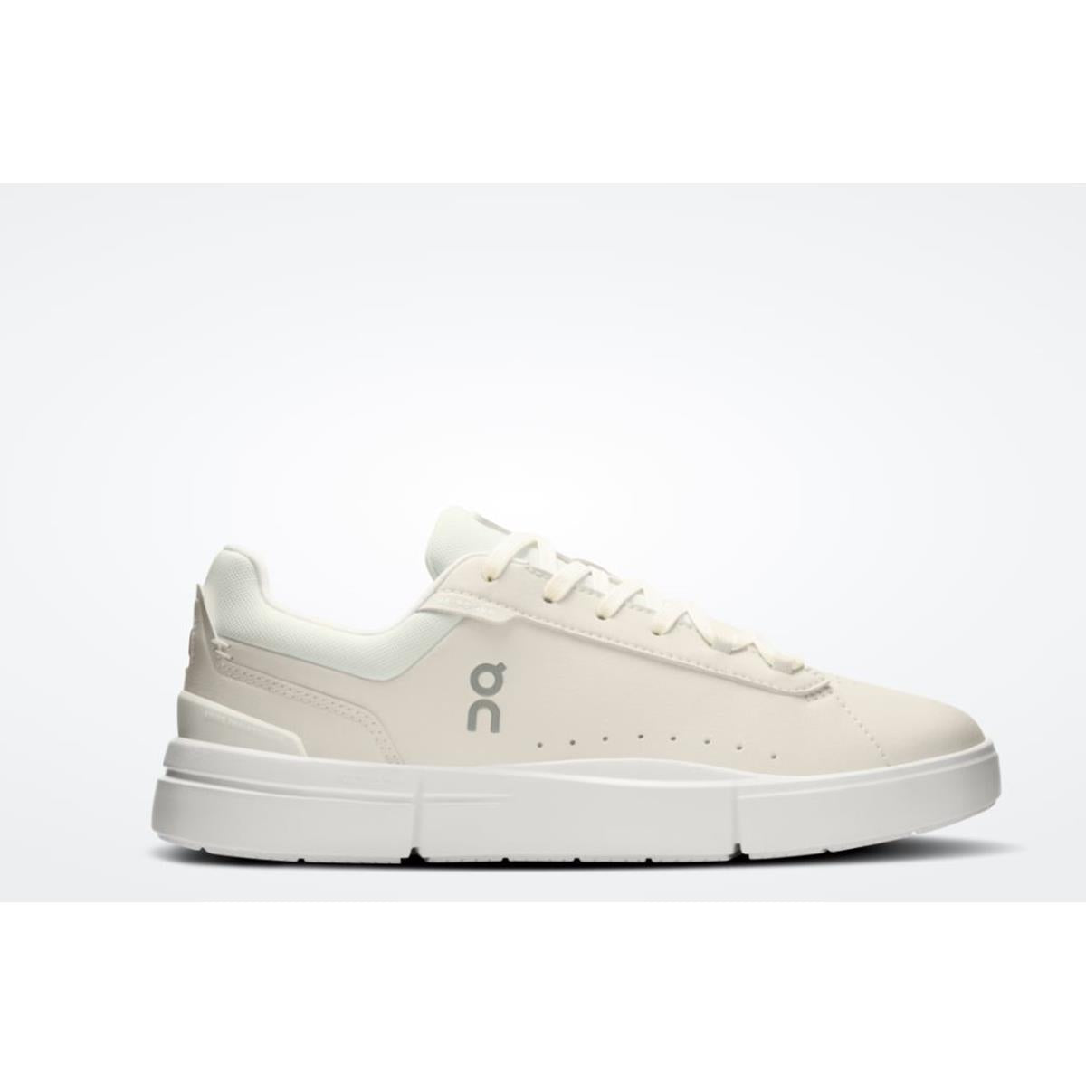 ON The Roger Advantage Women ivory ivory