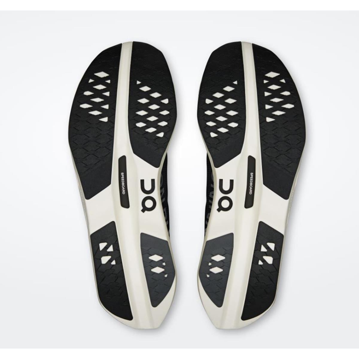 ON Cloudboom Volt Men white black, image 3 of 7
