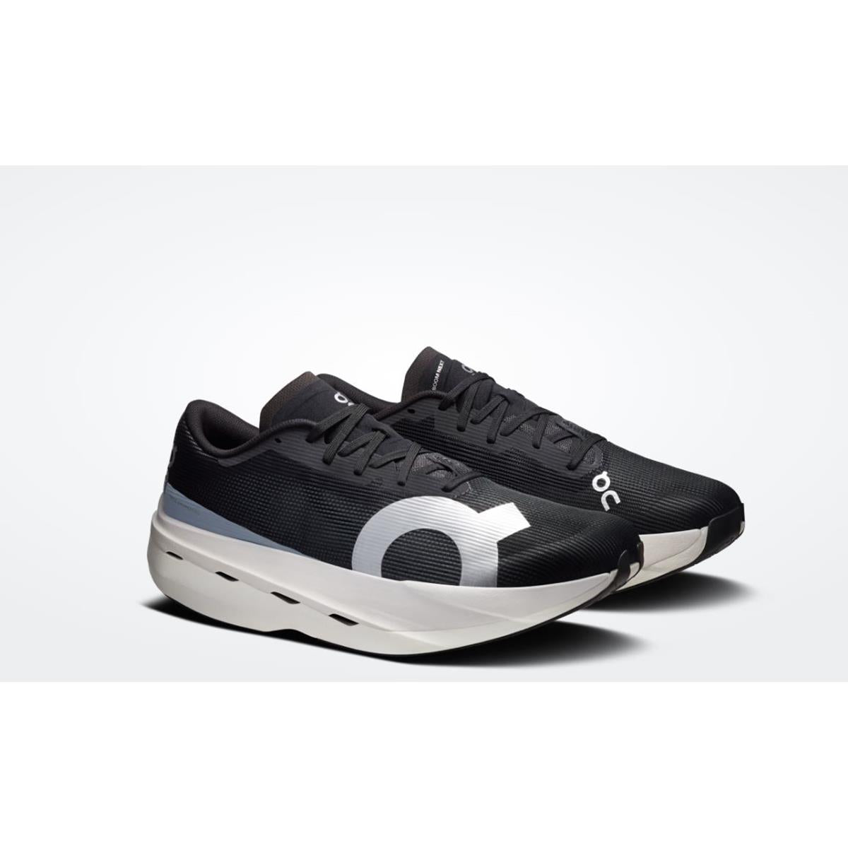 ON Cloudboom Volt Men white black