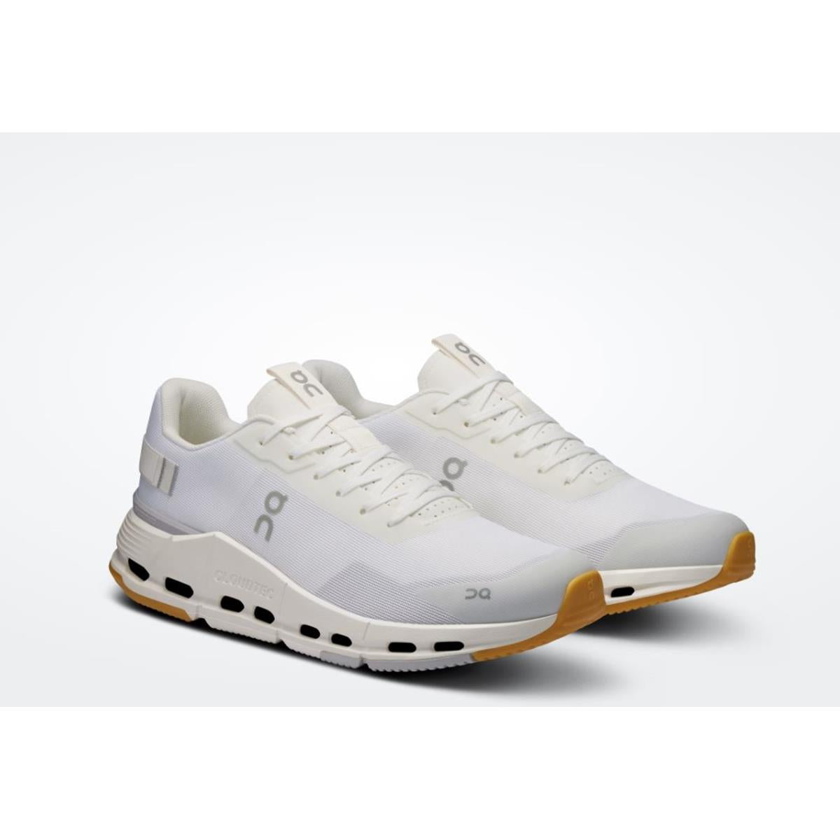ON Cloudnova Form 2 Men white ivory