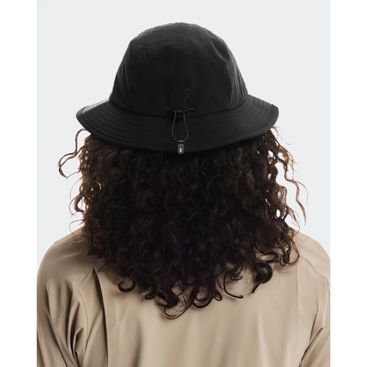 ON Panel-Hut Trail Hat Black