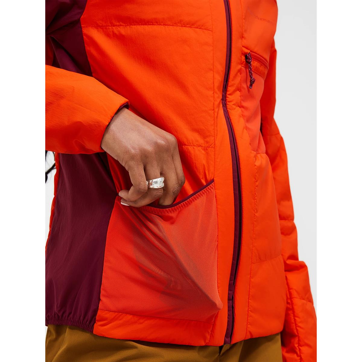 Peak Performance Damen Freelight Reversible Insulated Hood Vertical Zenith / Solar Burst