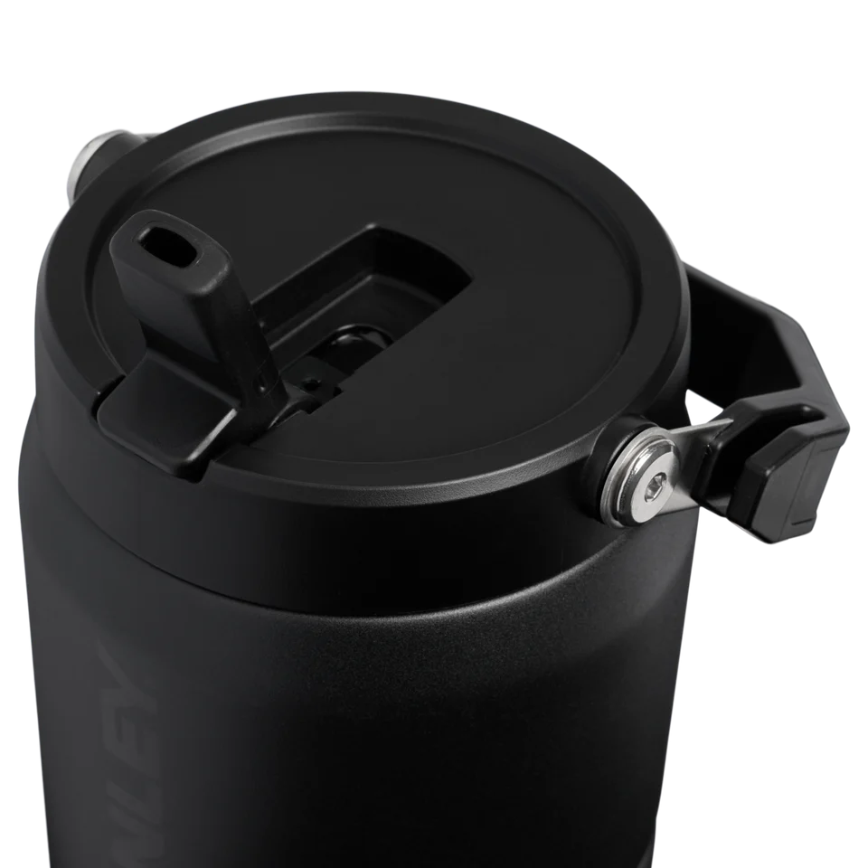 Stanley The IceFlow™ Flip Straw 2.0 Jug | 1.18L